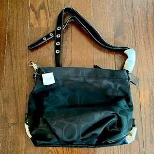 Brand New wTags Coach 24cm Signature Duffle